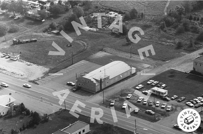 Frosty Bowling Lanes - 1968 Aerial (newer photo)